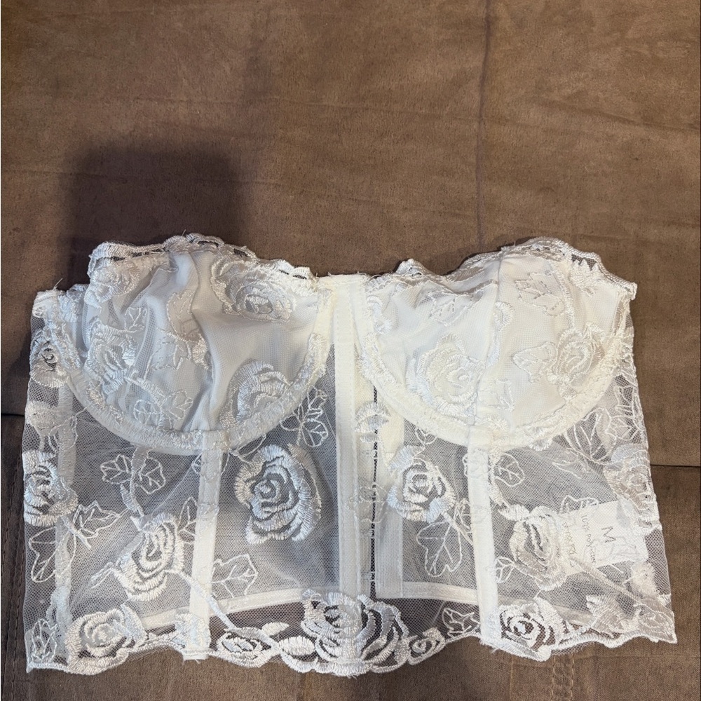 SHEIN White Lace Crop Top
